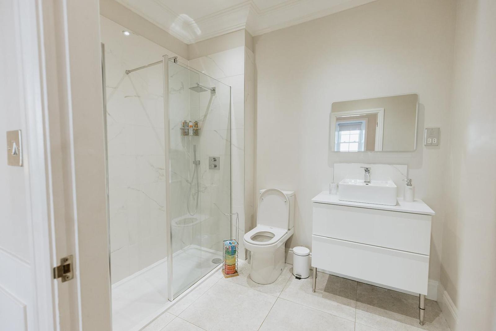 Wensleydale, Old School Rooms - Ground Floor Luxury Apartment In Richmond, North Yorkshire Richmond  Esterno foto